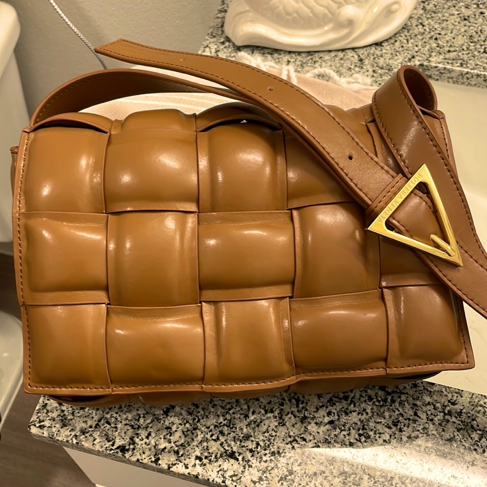 Unbranded faux leather Cassette bag - brown and gold